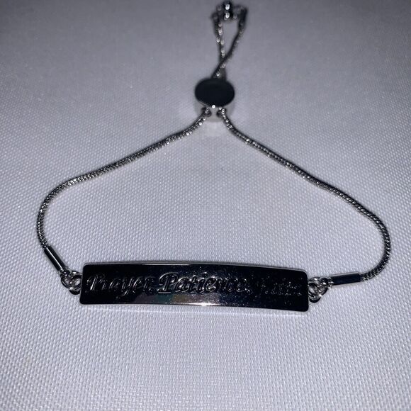 Zoe’s Loft Engraved Bracelet Prayer Patience Faith Color Silver - Picture 1 of 7